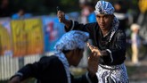 Pemerintah menargetkan kunjungan wisatawan di daerah itu mencapai angka 6,1 juta saat beroperasi penuh di tahun 2020.