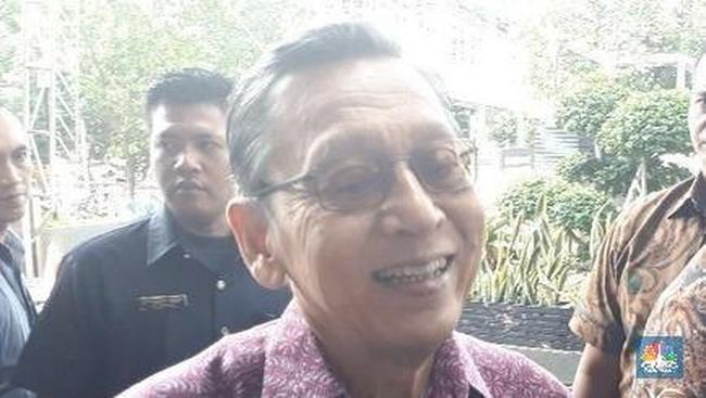 Boediono Raih Lifetime Achievement di CNBC Indonesia Awards 2025