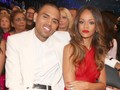 Rihanna-Chris Brown Disebut Masih Berhubungan Baik