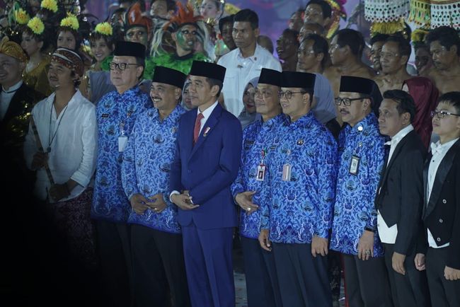 Seribu Angklung Anggota Korpri untuk Presiden dan Menpar