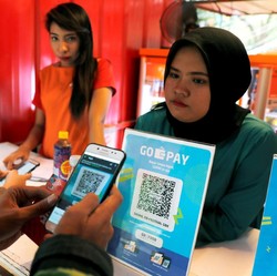 Siapa di Balik Kejayaan OVO dan Gopay?