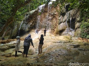 Pantai Pelang Trenggalek: Surga Tersembunyi di Pesisir Selatan Jawa Timur