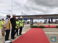 20 Tahun Tak Beres, Jokowi Janji Selesaikan Tol Bocimi