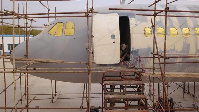 Gagal Jadi Pilot, Petani Bawang Putih Bangun Replika Pesawat