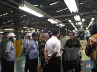 Tunggangi Xmax, Jokowi Lepas Ekspor 1,5 Juta Unit Yamaha