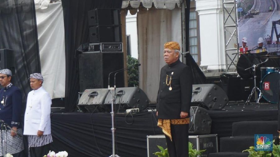 Basuki mengenang kembali kejadian pada 3 Desember 1945, di mana terdapat 7 pegawai PU gugur sewaktu menjaga Gedung Sate.