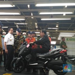Jokowi Tantang Yamaha untuk Ekspor 75% Produksinya, Berani?