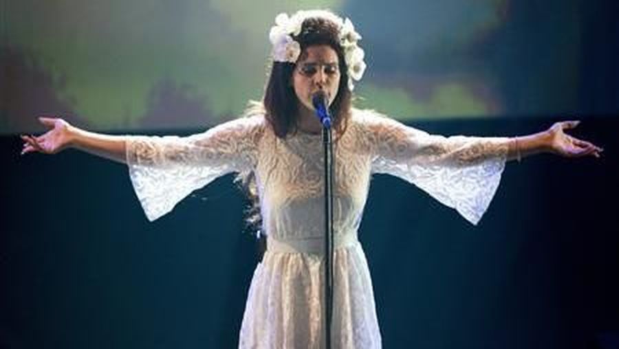 Lana Del Ray pernah jadi baby sitter dan melakukan pekerjaan apapun untuk bertahan hidup 