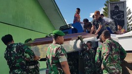 Dua Belas Warga Dievakuasi Terkait Pembunuhan Pekerja Papua