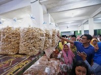 Di Desa Ngebret, UMKM Minta Sandiaga Uno Stabilkan Harga