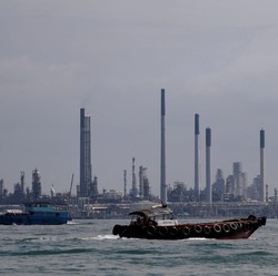 Netizen Kaget RI Impor BBM dari Singapura-Malaysia, Komentar Begini