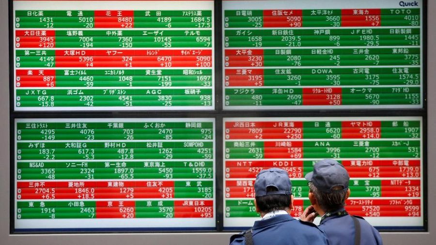 Mayoritas bursa saham utama kawasan Asia kini diperdagangkan melemah pasca sebelumnya dibuka di zona hijau.