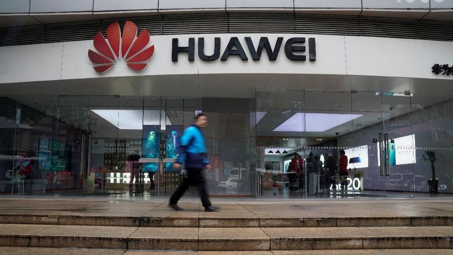 Perusahaan telekomunikasi tergantung pada produk 5G Huawei, pemblokirannya membuat pembangunan 5G di Uni Eropa mundur dua tahun lebih lama.
