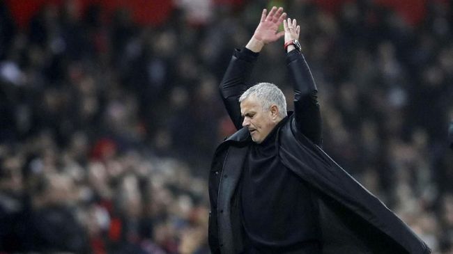 Jose Mourinho Resmi Dipecat Manchester United