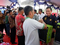 Terangi 2500 Desa, ESDM Sebar 100 Ribu LTSHE di 2019