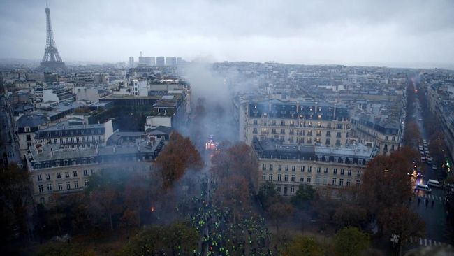 Waspada Demo Rompi Kuning, Menara Eiffel dan Louvre Ditutup