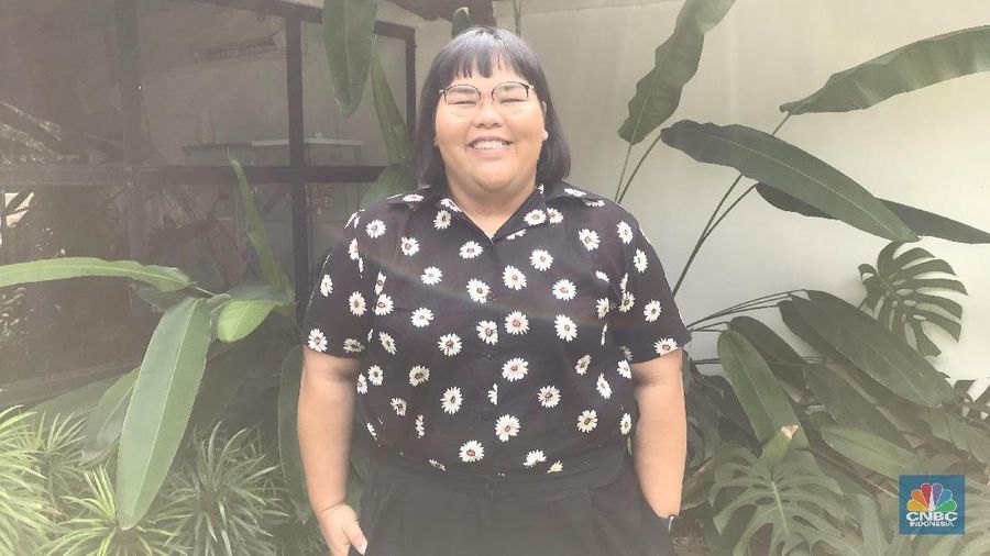 Siapa sangka di balik asyiknya dunia fotografi, ternyata juga bisa menghasilkan pundi-pundi uang yang tidak sedikit.