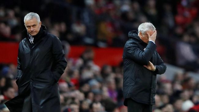 Mourinho 'Salahkan' Ranieri Usai Man United Bungkam Fulham