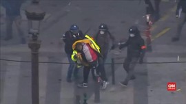 VIDEO: Rusuh Demo IV Rompi Kuning di Paris