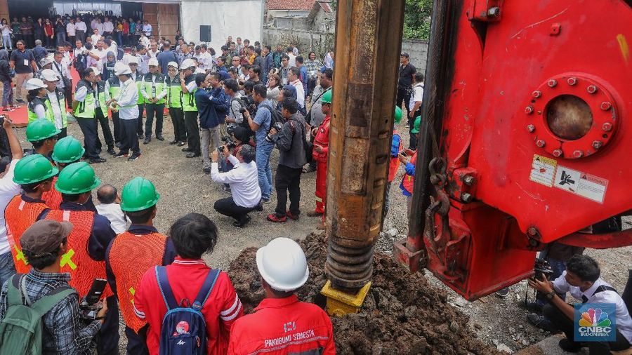 Masyarakat Berpenghasilan Rendah juga harus mampu menjangkau untuk memiliki hunian yang digarap dengan total nilai investasi sekitar Rp 6 triliun ini.