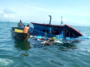 Kapal Hancur Tertabrak Kapal Kargo Hongkong, 8 Nelayan Aceh Selamat-2 Hilang