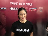 Dian Sastro Siap Debut Jadi Produser