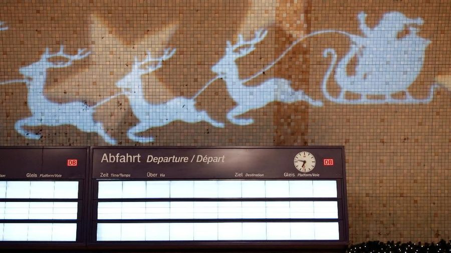 Para pekerja kereta api Jerman menuntut kenaikan upah 7,5%.