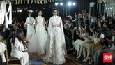 Kecintaan pada akar budaya peranakan membuat koleksi Tresno memiliki motif dan potongan baju dengan gaya Indonesia, China, dan Eropa.