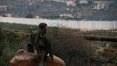 Sejumlah tokoh lain menganggap Netanyahu memanfaatkan penemuan terowongan ini untuk menangkis kritikus yang menganggap dia gagal menghentikan ancaman tembakan roket dari Hamas di perbatasan dekat Jalur Gaza. (Reuters/Ronen Zvulun)