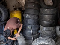 Permintaan Lesu, Harga Karet Madesu!