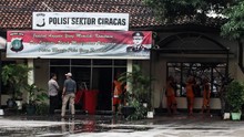 Rumah Terduga Pengeroyok Anggota TNI Dirusak Massa