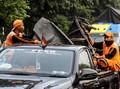 Mobil Derek Angkut 17 Kendaraan Ringsek di Mapolsek Ciracas