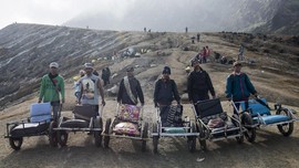 FOTO: Taksi Menuju Ijen