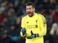 Bek Liverpool: Alisson Tak Perlu Minta Maaf Karena Blunder