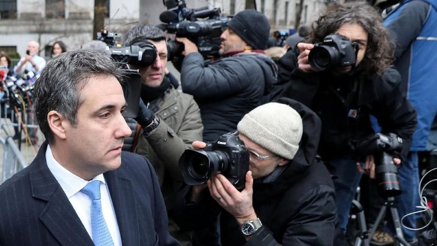 Mantan pengacara pribadi Presiden Amerika Serikat (AS) Donald Trump, Michael Cohen, dijatuhi hukuman tiga tahun penjara.