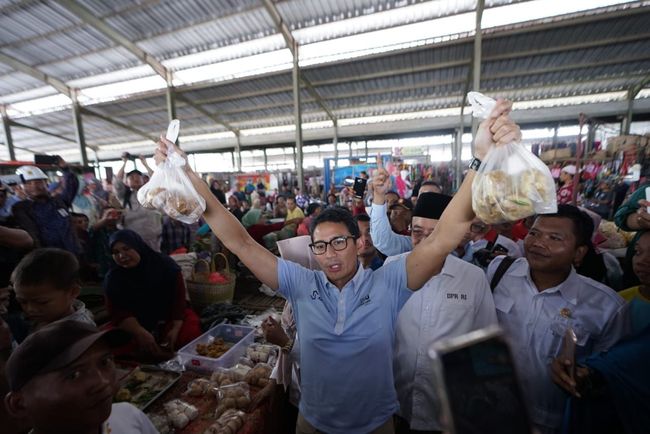 Sandiaga soal Tes Baca Alquran: No Problemo - CNN Indonesia