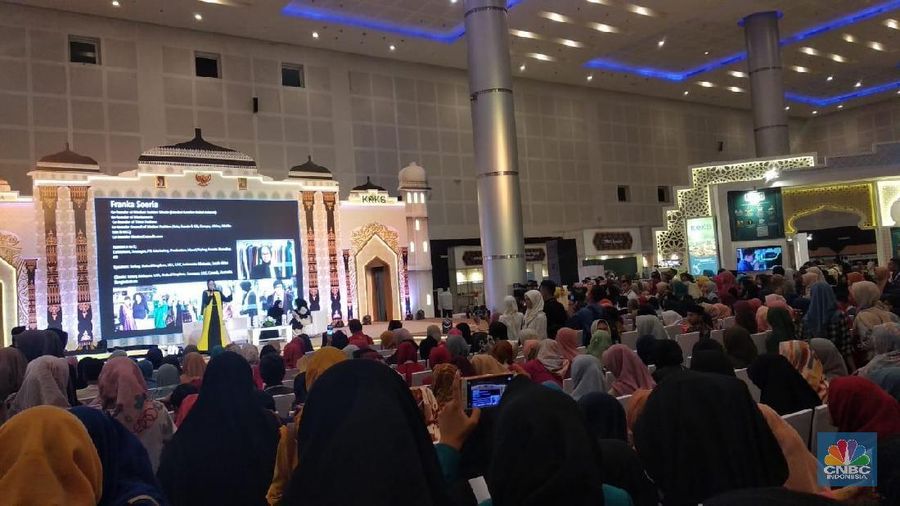 Festival Ekonomi Syariah Indonesia 2018, merupakan salah satu strategi promosi untuk memperkenalkan ekonomi syariah