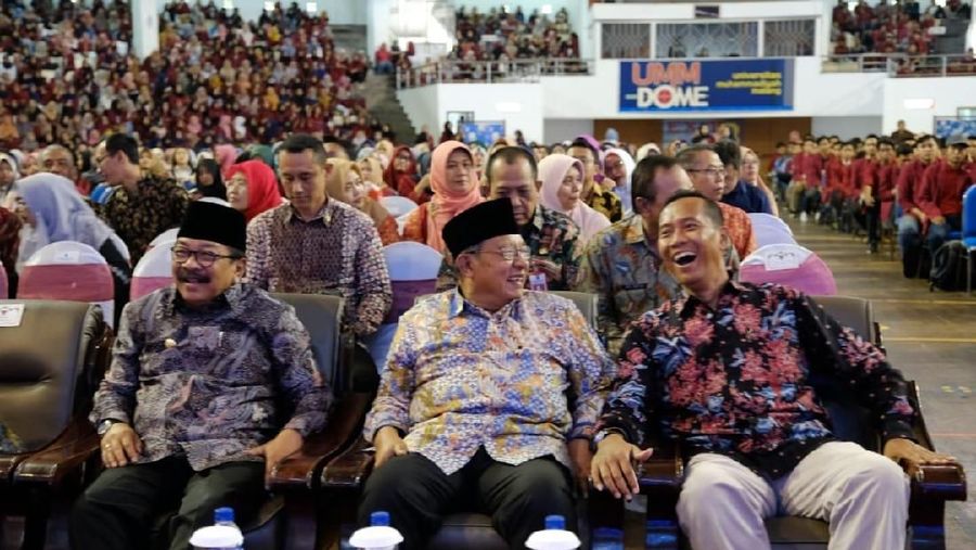 Darmin menjelaskan ambisi Presiden Joko Widodo (Jokowi) merealisasikan revolusi industri 4.0.