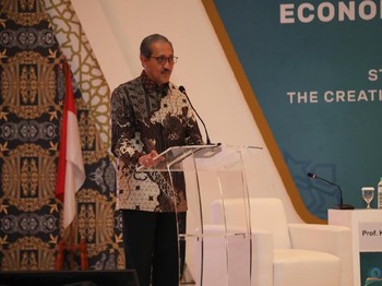 BI: Di Tengah Gejolak, Belanja 'Syariah' RI Tetap Kuat