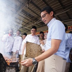 Di Kebumen, Sandiaga Dorong Kuliner Khas Penggerak Ekonomi