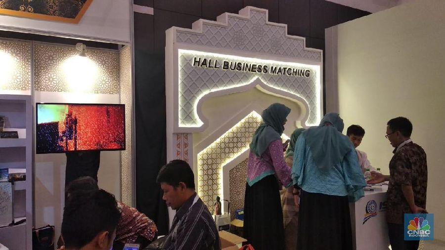 Festival Ekonomi Syariah Indonesia 2018, merupakan salah satu strategi promosi untuk memperkenalkan ekonomi syariah