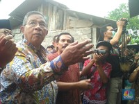 Kala Darmin Dicurhati dan Disemprot Peternak Ayam di Blitar