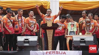 Gerindra DKI soal Pose 2 Jari Anies: Itu Euforia The Jakmania