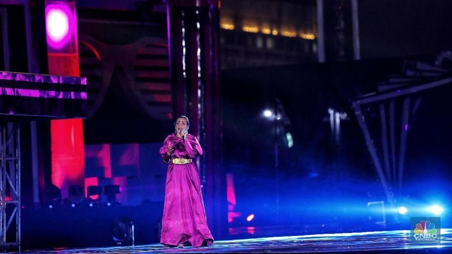Konser ini bertajuk 'Nostalgia 3 Dekade' yang menampilkan musisi lintas generasi dari masa ke masa