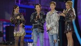 Seringnya boyband asuhan SM Entertainment ini datang ke Indonesia membuat para anggotanya sudah tak asing dengan suasana Indonesia, termasuk bahasa dan makanan lokal.