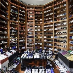 Rumah Rp 116 M DJ Khaled Dijual, Ada Kamar Khusus Sepatu!