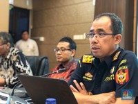 Banyak Bisnis Lesu, Penerimaan Bea dan Cukai Baru 76%