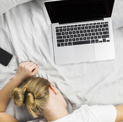 5 Penyebab Anda Selalu Lelah Padahal Sudah Cukup Tidur