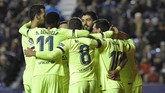 Kemenangan atas Levante membuat Barcelona tetap berada di puncak klasemen Liga Spanyol pekan ke-16. Barcelona unggul tiga poin dari Sevilla. (Photo by JOSE JORDAN / AFP)