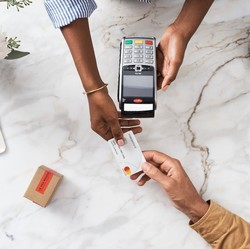 Ini Tips Pembayaran Belanja Online via Kartu Debit-Kredit